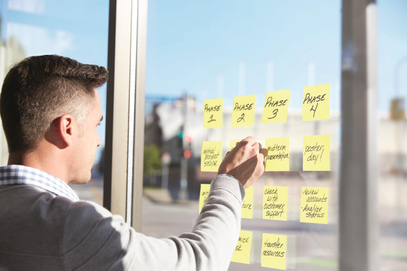 Podajnik do karteczek samoprzylepnych PRO czarny Post-it® Z-Notes + 90 żółtych karteczek 76x76mm