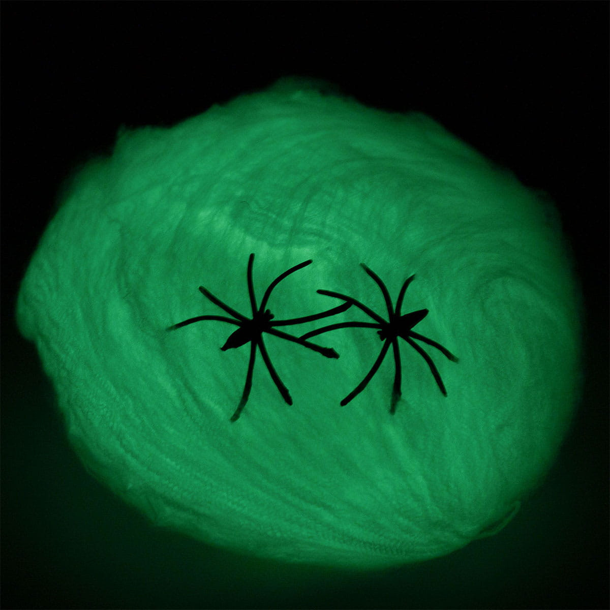 Świecąca w ciemności pajęczyna z pająkiem Halloween HA2318 Arpex